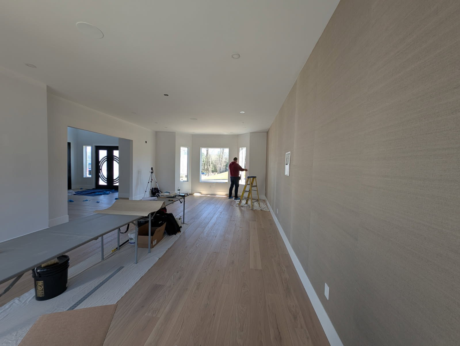Chicago Wallpaper Perfection - Wallpaper installation expertise