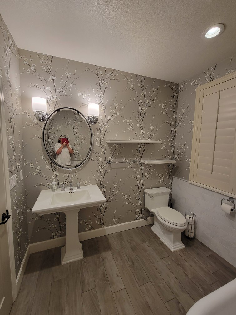 Wallpaper installation Cicero IL - Chicago Wallpaper Perfection